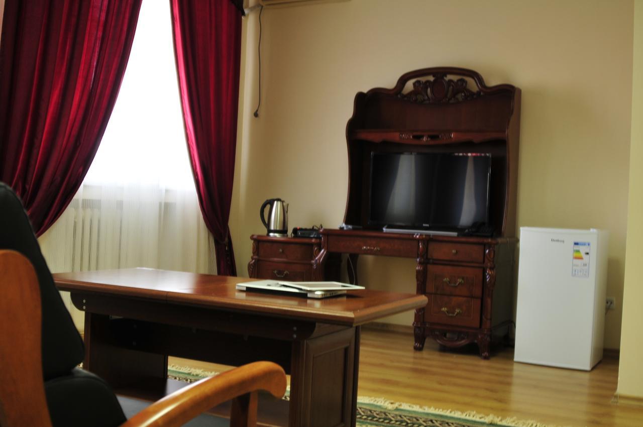 קיזילורדה Hotel Sirdaria מראה חיצוני תמונה